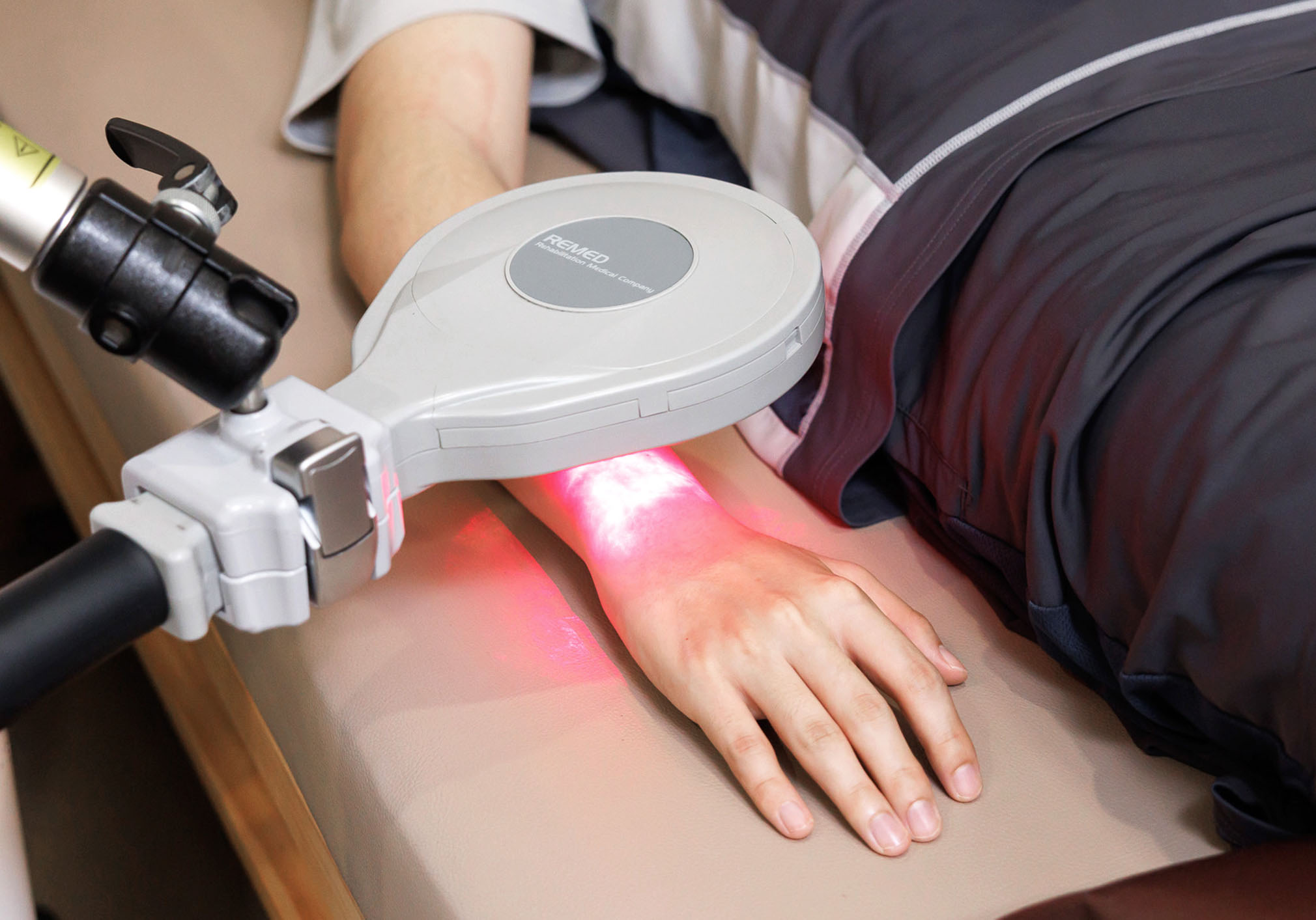 손목 도수치료 · 물리치료